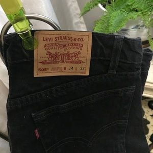 Men’s Levi’s black jeans. Thick. Great condition.